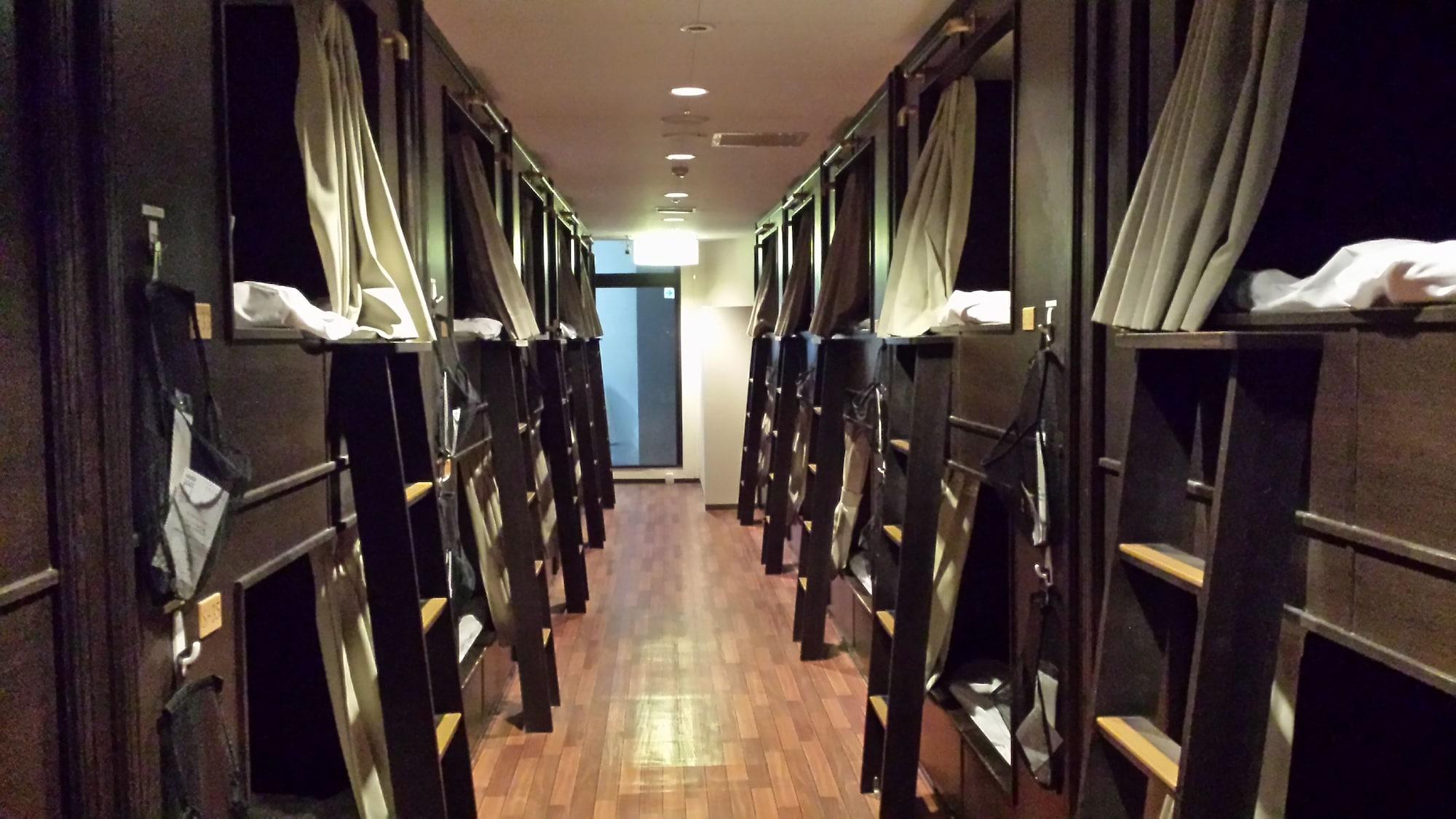 יוקוהאמה Resort Capsule Sakuragicho מראה חיצוני תמונה