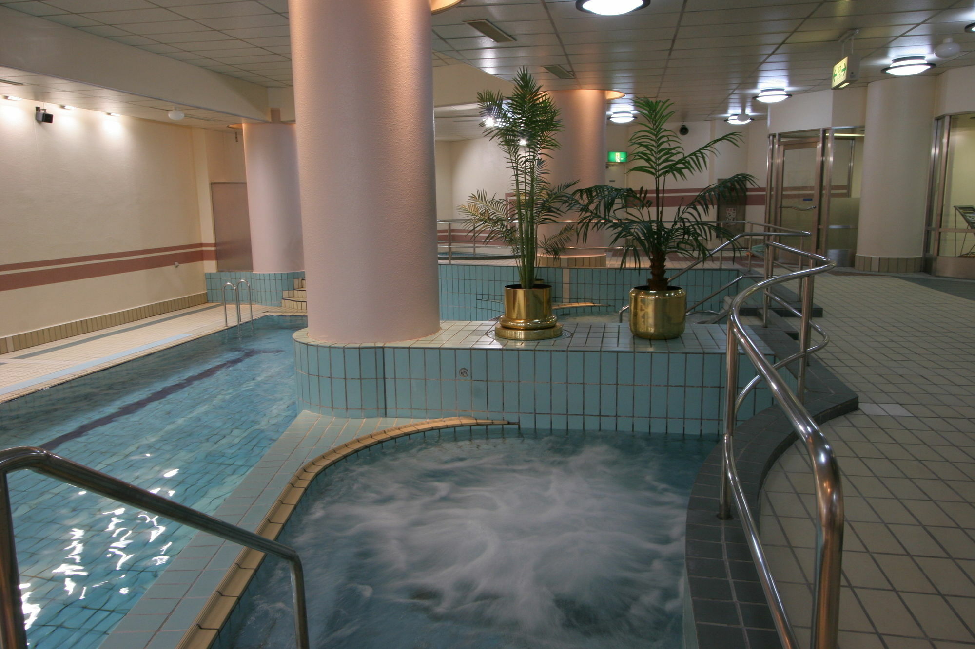 יוקוהאמה Resort Capsule Sakuragicho מראה חיצוני תמונה